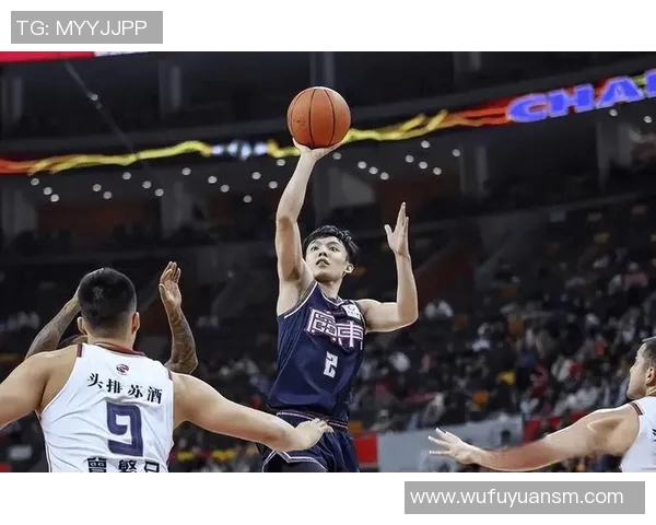 辽宁男篮迎战广州与广东强强对决球迷期待精彩赛事再掀高潮 辽宁男篮迎战广州与广东强强对决球迷期待精彩赛事再掀高潮